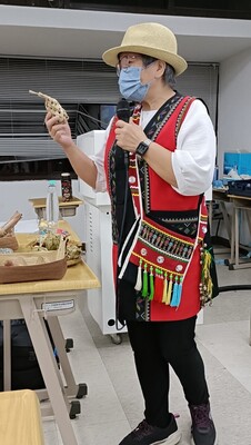 講師講解圖片