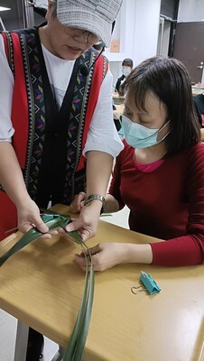 講師指導學員圖片