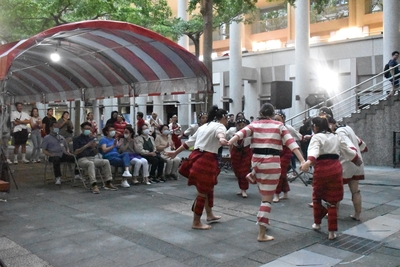 舞團表演賽德克族傳統樂舞