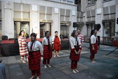 舞團演唱賽德克族傳統歌謠